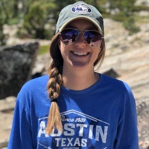 Meet your Posher, Emma